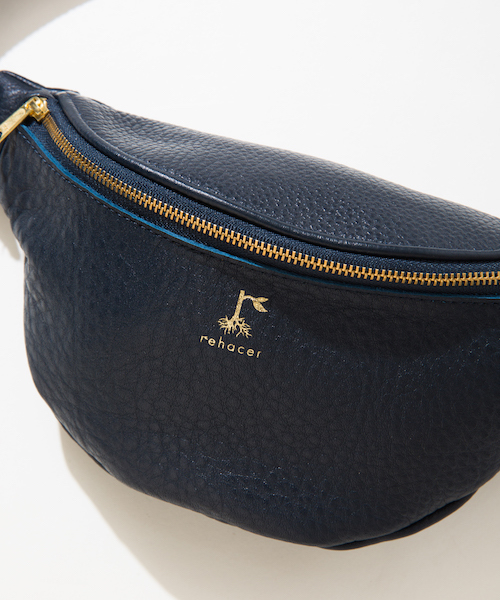 rehacer（レアセル）の「rehacer : Cow Leather Waist Bag Made in Japan / カウレザー ウエストバッグ メイドインジャパン（ショルダーバッグ・メンズ・ブラック/ベージュ/ネイビー/ブラウン/ピンク/イエロー・FREE）」の16枚目の写真
