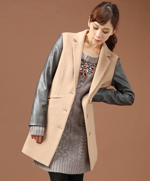 Soareak(ソアリーク)の「バイカラーチェスターコート(その他アウター・レディース・ベージュ/ライトピンク/ブラック・MEDIUM)」の4枚目の写真