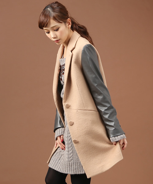 Soareak(ソアリーク)の「バイカラーチェスターコート(その他アウター・レディース・ベージュ/ライトピンク/ブラック・MEDIUM)」の5枚目の写真