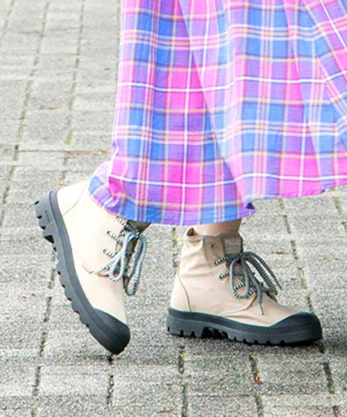 PALLADIUM(パラディウム)の「【防水対応】PALLADIUM/パラディウム PAMPA PUDDLE LITE WP+/パンパ パドルライト ウォータープルーフ+(レインシューズ・メンズ・ブラック/ブラック×グレー/カーキ/ネイビー/レッド/イエロー/ワインレッド/ブラック系その他/ベージュ/バイオレット/ワイン/ダークブラウン/ベージュ系その他/ライトブルー/ブラック系その他2/ベージュ系その他2・23cm/23.5cm/24cm/24.5cm/25cm/25.5cm/26cm/26.5cm/27cm/27.5cm/28cm/22.5cm/29cm)」の6枚目の写真