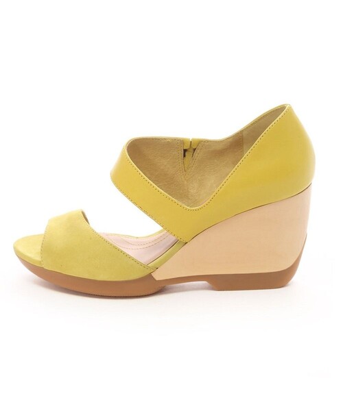 CAMPER（カンペール）の「LA (エルエー)（サンダル・レディース・イエロー・25.0cm/23.0cm/22.5cm/24.0cm/23.5cm）」の3枚目の写真