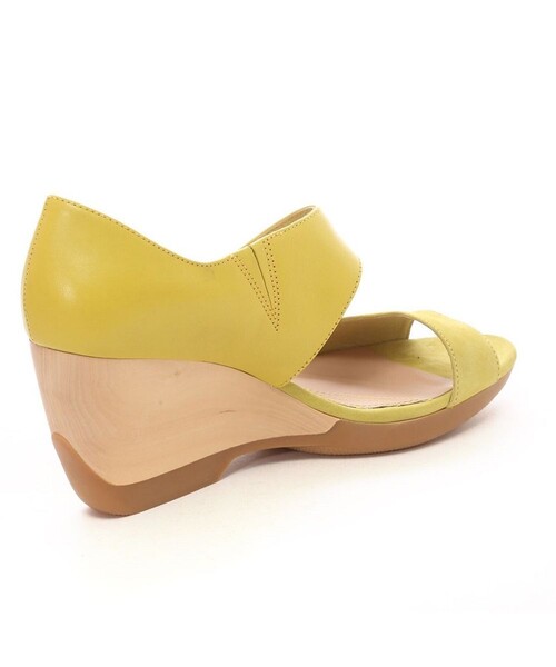 CAMPER（カンペール）の「LA (エルエー)（サンダル・レディース・イエロー・25.0cm/23.0cm/22.5cm/24.0cm/23.5cm）」の4枚目の写真