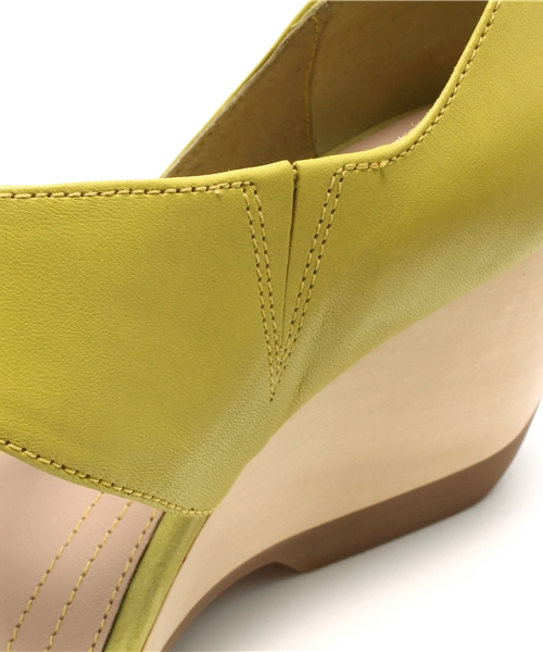 CAMPER（カンペール）の「LA (エルエー)（サンダル・レディース・イエロー・25.0cm/23.0cm/22.5cm/24.0cm/23.5cm）」の7枚目の写真