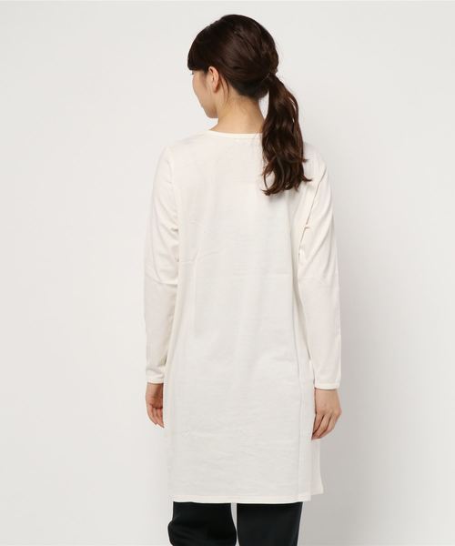 NATURAL BEAUTY BASIC（ナチュラルビューティーベーシック）の「レイヤードチュニック（Tシャツ/カットソー・レディース・ブラウン/オフホワイト/グレー系その他・MEDIUM）」の4枚目の写真
