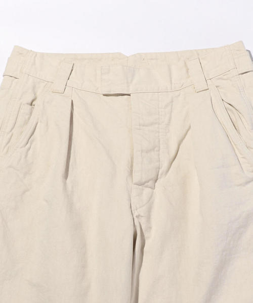 MHL.（エムエイチエル）の「＜MHL.＞ WORK PT/パンツ（チノパンツ・メンズ・ホワイト・LARGE/MEDIUM）」の5枚目の写真