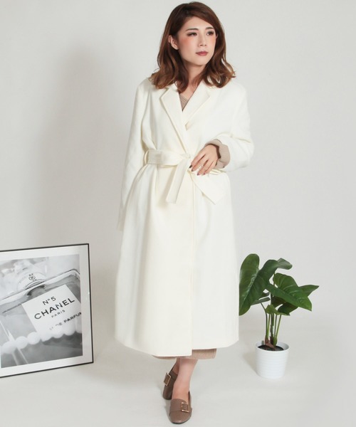 Julia Boutique（ジュリアブティック）の「ウエストリボンウールタッチシングルロングコート/510526（チェスターコート・レディース・ベージュ/ネイビー/グレー/オフホワイト/モカ/ライトベージュ/ブラック/グリーン系/パープル・ONE）」の2枚目の写真