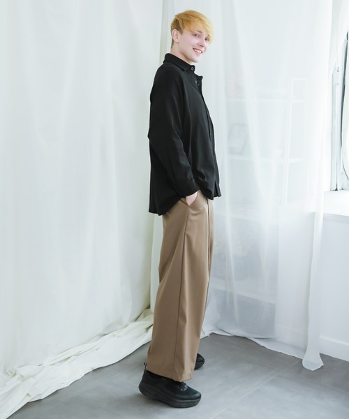 Niell（ニール）の「スーパービッグシルエット レギュラーカラ－ カットシャツ（シャツ/ブラウス・メンズ・チャコール/ホワイト/ブラック/アイボリー・FREE）」の16枚目の写真