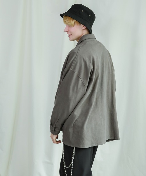 Niell（ニール）の「スーパービッグシルエット レギュラーカラ－ カットシャツ（シャツ/ブラウス・メンズ・チャコール/ホワイト/ブラック/アイボリー・FREE）」の18枚目の写真