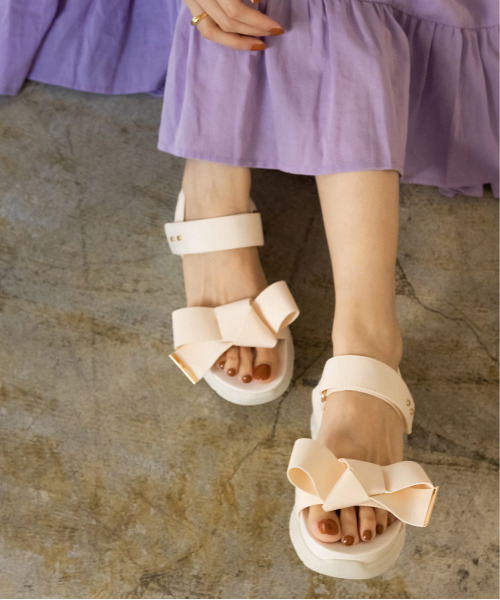 RANDA（ランダ）の「厚底フラットソールスポーティーサンダル（サンダル・レディース・ホワイト/ブラック/グリーン/カーキ・LL/S/M/L）」の2枚目の写真