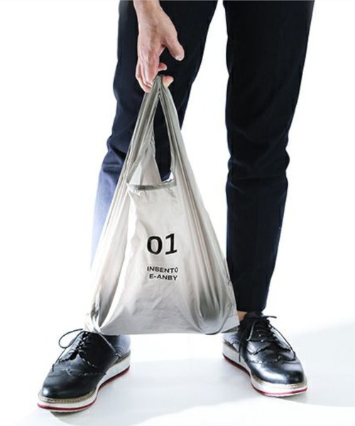 HIGHTIDE(ハイタイド)の「romo ロモ CONVENI BAG INBENTO S コンビニバッグ インベント S(エコバッグ/サブバッグ・メンズ・ネイビー/グレー/カーキ/ブラック×ベージュ/ライトベージュ・FREE)」の10枚目の写真