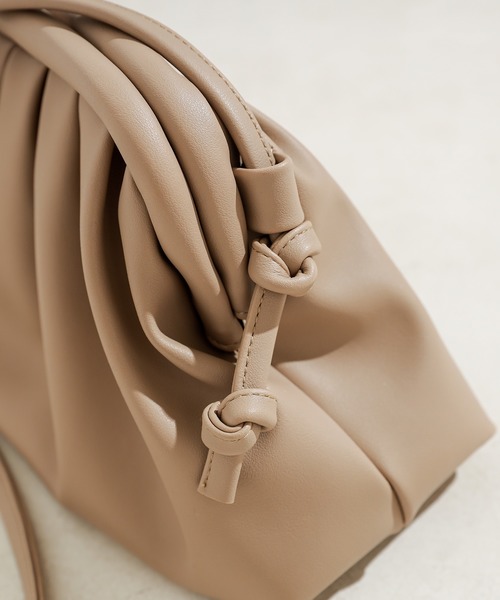 natural couture（ナチュラルクチュール）の「ガマ口ミニショルダーバッグ（ショルダーバッグ・レディース・ブラック/ベージュ/アイボリー/その他1・FREE）」の7枚目の写真