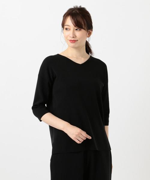 J.PRESS(ジェイプレス)の「ハイブリッドストレッチ Vネックニット(ニット/セーター・レディース・ブラック系/ダークブラウン系・MEDIUM/LARGE)」の2枚目の写真