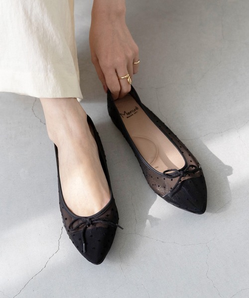 menue（メヌエ）の「ふわカル ポインテッドトゥ バレエシューズ（バレエシューズ・レディース・グレイッシュベージュ/ブラック/パイソン/ブラウン系その他/レッド系その他/アッシュグレー/ライトグリーン/シルバー/グリーン/ベージュ系その他/パープル/レオパード/ブロンズ/ブラウン系その他2/キャメル/アイボリー/アッシュブラウン/ブラック系その他/ブラック系その他2/レッド/ゴールド/ゼブラ/グレー/ブルー/シルバー系/チェック/オレンジ/ホワイト/アニマル/ダークグリーン/シルバー系その他2/レッド系2/レッド系1/ブラウン系その他3/チャコール/オフホワイト/ダークブラウン/オレンジ系その他/ブラック系その他3/ブルー系その他/ブラウン/ピンク/ブラック系その他4・21.5cm/26.5cm/22.0cm/23.5cm/26.0cm/24.0cm/25.5cm/22.5cm/25.0cm/23.0cm/24.5cm/21.0cm）」の8枚目の写真