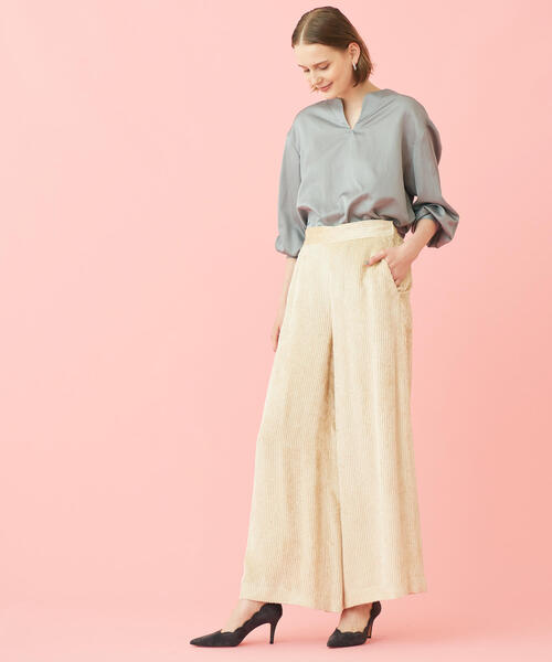 TOMORROWLAND （トゥモローランド）の「コットンシルクサテン キーネックプルオーバー（シャツ/ブラウス・レディース・ダークオレンジ/ホワイト/グレー・36）」の5枚目の写真