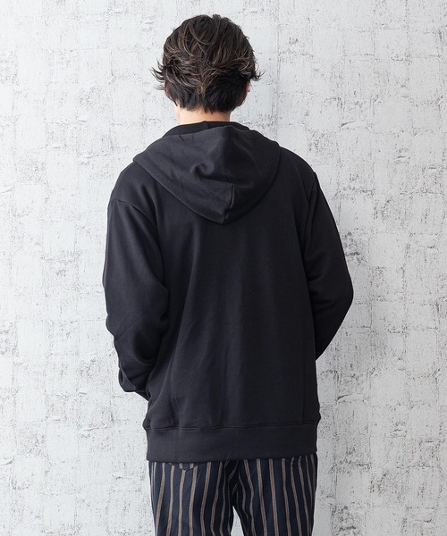 Blue Standard (ブルースタンダード)の「【BLUE STANDARD】オーガニック裏毛ジップパーカー サスティナビリティの原料、染色、労働環境基準をクリア―した商品(パーカー・メンズ・杢グレー/ブラック/ネイビー/ホワイト・MEDIUM/LARGE/X-LARGE)」の11枚目の写真