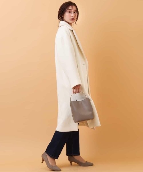 a.v.v(アーヴェヴェ)の「ビッグラペルミディーコート a.v.v(アーヴェヴェ)の「ビッグラペルミディーコート