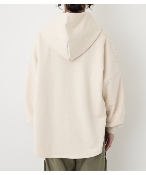 BLACK BY MOUSSY（ブラックバイマウジー）の「over size tent line hoodie（オーバーサイズテントラインフーディー）（パーカー・レディース・トップグレー/オフホワイト・FREE）」の17枚目の写真