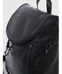 DIESEL（ディーゼル）の「レディース 2WAY レザーバックパック（バック