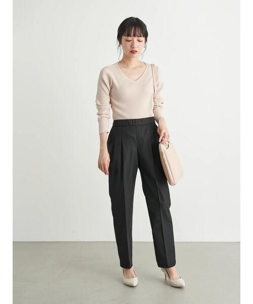 earth music&ecology（アースミュージックアンドエコロジー）の「スタイルアップニット(Vネック)　＊（ニット/セーター・レディース・ブラック/ベージュ/アイボリー/ミント/イエロー/サックスブルー・S/M）」の16枚目の写真