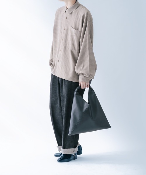 epnok（エプノック）の「三角トートバッグ / epnokロゴ入り（トートバッグ・メンズ・ブラック・FREE）」の3枚目の写真