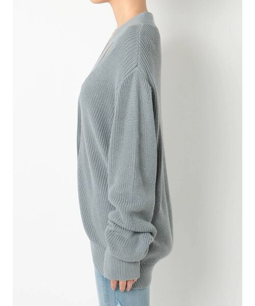 EMODA（エモダ）の「ショルダーストラップルーズニットカーディガン（カーディガン/ボレロ・レディース・アイボリー/ミント/ブラック・FREE）」の14枚目の写真