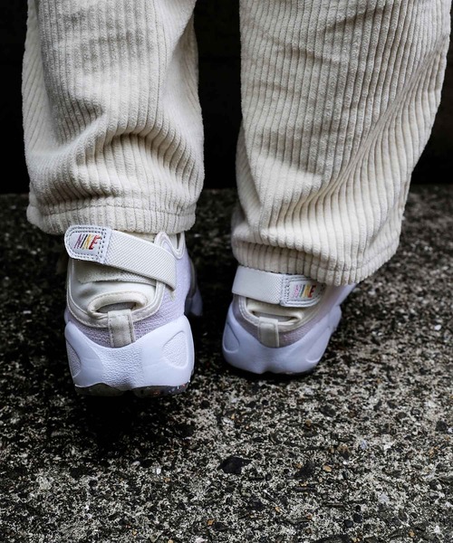 NIKE(ナイキ)の「NIKE WMNS AIR RIFT / ナイキ ウィメンズ エア リフト 【SP】(サンダル・レディース・ベージュ・24.0cm/23.0cm/27.0cm/25.0cm/22.0cm/26.0cm/29.0cm/28.0cm)」の4枚目の写真