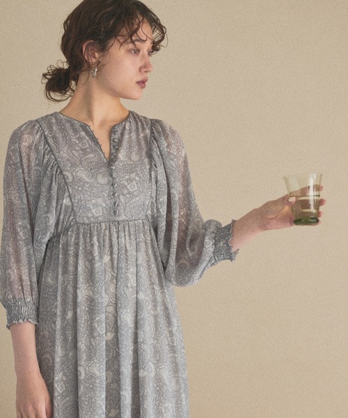 natural couture（ナチュラルクチュール）の「【大人ナチュ】前後2WAYボリュームスリーブワンピース（ワンピース・レディース・グレー/ラベンダー・FREE）」の9枚目の写真