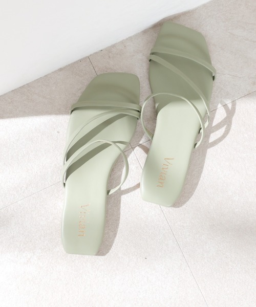 VIVIAN（ヴィヴィアン）の「スクエアトゥアシメ華奢ストラップフラットサンダル（サンダル・レディース・ブラック/イエロー/グリーン/アイボリー/キャメル/パイソン/グレー系その他7/その他18・LL/S/M/L）」の5枚目の写真