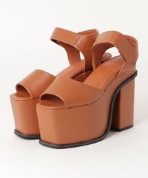 スクエアバルキーヒールサンダル