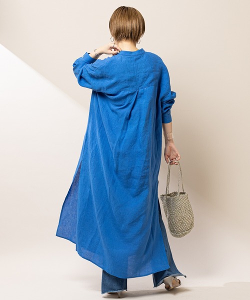 SHENERY（シーナリー）の「【WEB限定カラー：ブルー】スキッパーリネンロングドレス（ワンピース・レディース・ブラウン/オフホワイト/イエロー/ブルー・FREE）」の15枚目の写真