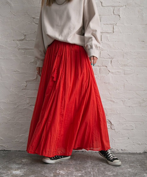 bohmal(ボマール)の「インド綿ギャザーマキシスカート(スカート・レディース・ブラック/レッド/イエロー/ブルー/グリーン/オレンジ・FREE)」の5枚目の写真