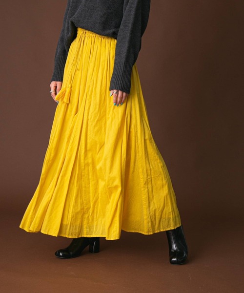 bohmal(ボマール)の「インド綿ギャザーマキシスカート(スカート・レディース・ブラック/レッド/イエロー/ブルー/グリーン/オレンジ・FREE)」の4枚目の写真