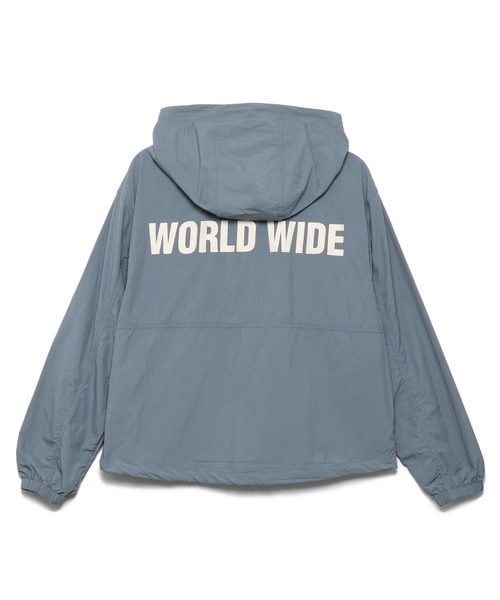 Guess（ゲス）の「Logo Nylon Jacket（ナイロンジャケット・レディース・グリーン/ブラック/ライトブルー・MEDIUM/SMALL/X-SMALL）」の6枚目の写真