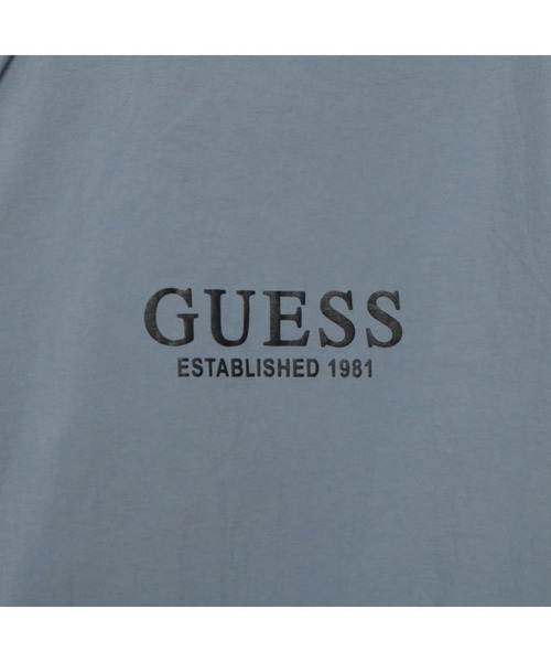 Guess（ゲス）の「Logo Nylon Jacket（ナイロンジャケット・レディース・グリーン/ブラック/ライトブルー・MEDIUM/SMALL/X-SMALL）」の7枚目の写真