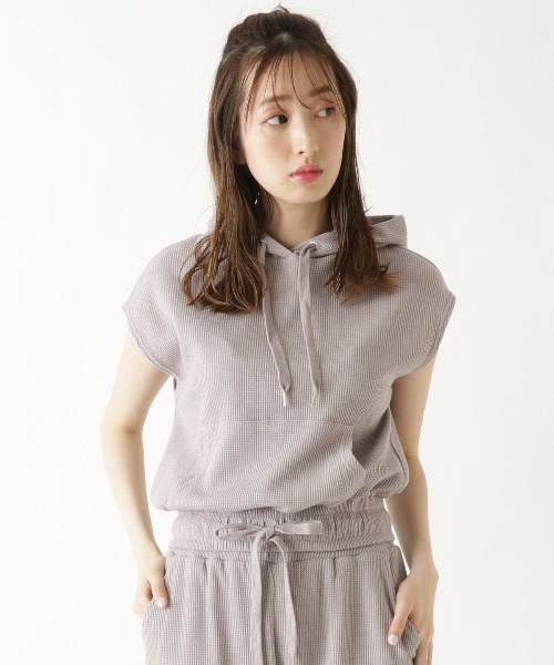 REDYAZEL（レディアゼル）の「【WEB＆ルミネエスト限定】ワッフルバックロゴ刺繍ノースリフーディー（その他トップス・レディース・オフホワイト/グレー・FREE）」の18枚目の写真