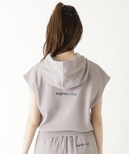 REDYAZEL（レディアゼル）の「【WEB＆ルミネエスト限定】ワッフルバックロゴ刺繍ノースリフーディー（その他トップス・レディース・オフホワイト/グレー・FREE）」の20枚目の写真