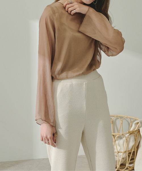 Ambre Neige（アンブルネージュ）の「キャミソール付きアソートシアー楊柳ブラウス／【WEB/EC限定商品】（シャツ/ブラウス・レディース・ブラック/グリーン/ライトブルー/モカ/ホワイト・FREE）」の17枚目の写真