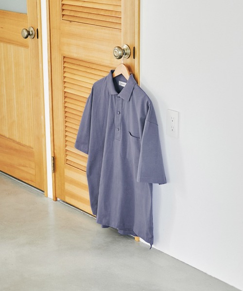 nowm(ノウム)の「【nowm】MERCERISED COTTON LOOSE BOX SLIT POLOSHIRT/ ルーズ ポロシャツ(ポロシャツ・メンズ・ブラック/チャコール・M/L)」の1枚目の写真