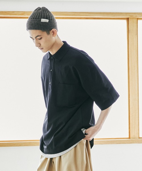 nowm(ノウム)の「【nowm】MERCERISED COTTON LOOSE BOX SLIT POLOSHIRT/ ルーズ ポロシャツ(ポロシャツ・メンズ・ブラック/チャコール・M/L)」の2枚目の写真