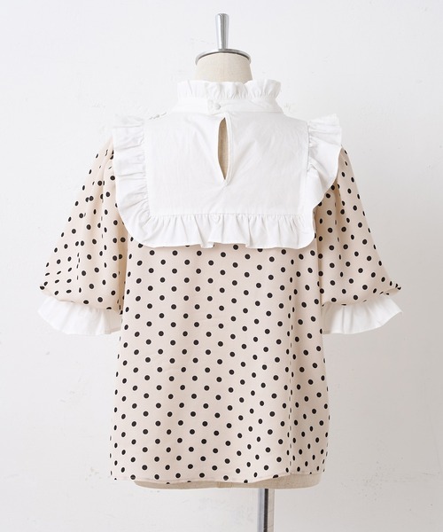 one after another NICE CLAUP(ワンアフターアナザーナイスクラップ)の「ドットフリルブラウス(シャツ/ブラウス・レディース・ブラック/アイボリー・FREE)」の15枚目の写真