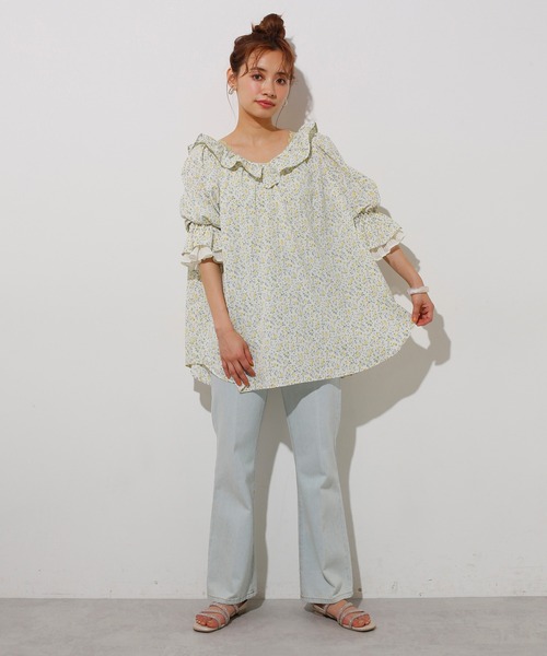 one after another NICE CLAUP(ワンアフターアナザーナイスクラップ)の「袖コンシャスマルチwayブラウス(シャツ/ブラウス・レディース・インディゴブルー/アイボリー/ホワイト系その他/ベージュ系その他/パープル系その他/イエロー系その他・FREE)」の11枚目の写真