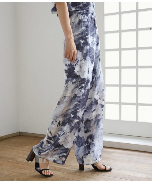 ANAP（アナップ）の「マーブルサテンワイドパンツ（スラックス・レディース・ネイビー/その他・FREE）」の6枚目の写真