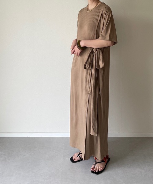 y/m by misato（イムバイミサト）の「ラップカットワンピース（ワンピース・レディース・ブラック/ベージュ/オフホワイト/アイボリー・FREE）」の21枚目の写真