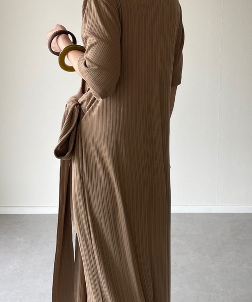 y/m by misato（イムバイミサト）の「ラップカットワンピース（ワンピース・レディース・ブラック/ベージュ/オフホワイト/アイボリー・FREE）」の19枚目の写真