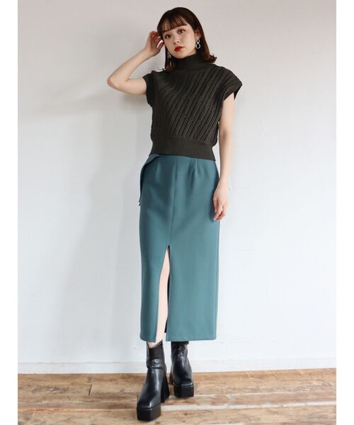 MURUA（ムルーア）の「ベルテッドペンシルスカート（スカート・レディース・アイボリー/ブラック/グリーン/モカ/その他1/その他・1/2）」の17枚目の写真