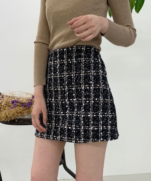 Twinkle;pm（トゥインクルピーエム）の「チェックツイードインナーP付ミニスカート（スカート・レディース・ブラック/ベージュ・SMALL/MEDIUM）」の4枚目の写真
