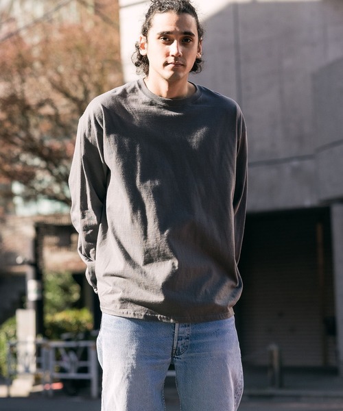 GILDAN(ギルダン)の「Gildan / ギルダン ドロップショルダークルーネックカットソー ビッグシルエット 無地 長袖Tシャツ(Tシャツ/カットソー・メンズ・ホワイト/ライトブルー/ブラック/ダークブラウン/ネイビー/グレー/オリーブ/イエロー/チャコール/オレンジ/アッシュグレー・S/L/2XL/XL/3XL/M)」の15枚目の写真
