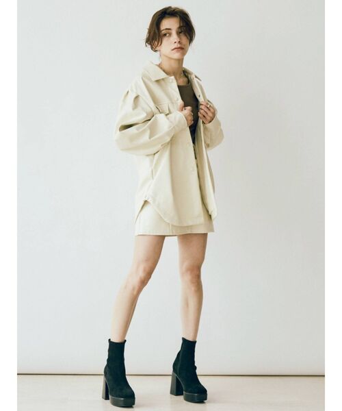 EVRIS（エヴリス）の「フェイクレザーミニスカート【セットアップ着用可能】（スカート・レディース・ブラウン/アイボリー/ブラック・SMALL/MEDIUM）」の12枚目の写真