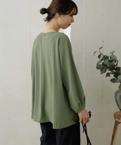 URBAN RESEARCH DOORS(アーバンリサーチドアーズ)の「タックスリーブチュニックブラウス(シャツ/ブラウス・レディース・グレー系その他/グリーン/ネイビー・ONE)」の11枚目の写真