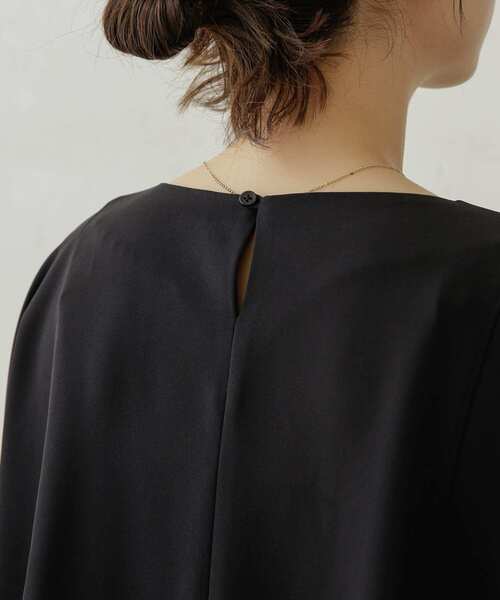 URBAN RESEARCH DOORS(アーバンリサーチドアーズ)の「タックスリーブチュニックブラウス(シャツ/ブラウス・レディース・グレー系その他/グリーン/ネイビー・ONE)」の7枚目の写真